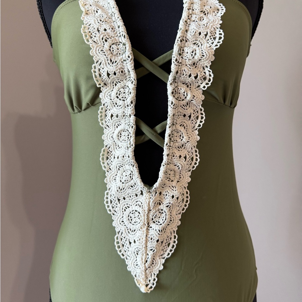 Olive Green Lace Trim Women Top - Picture 3 of 6